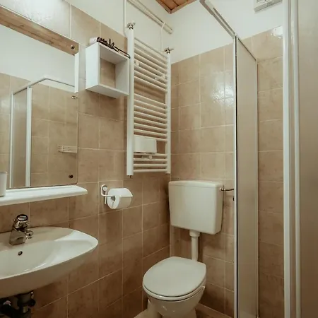 Sobe Lusina 4*